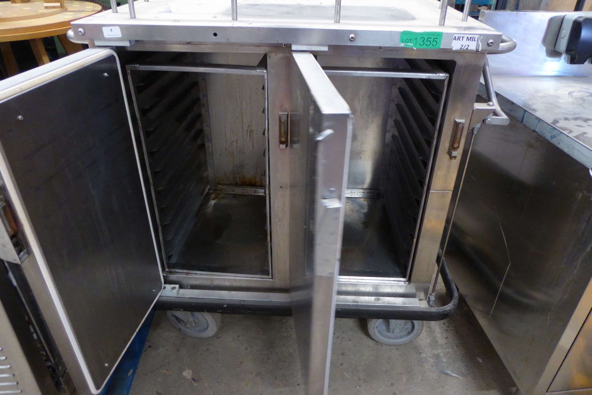 * mobile hot holiding cupboard on castors - Image 2 of 3