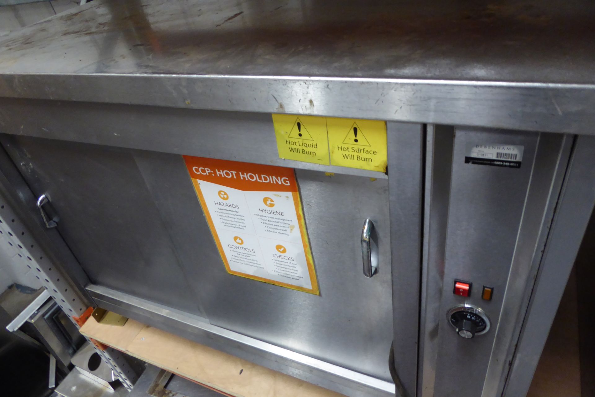 * hot holding cupboard on castors - with temperature control. 1200w x 700d x 900h - Image 3 of 3