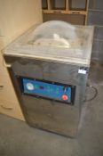 *Vacuum Packing Machine YoM: 2009 Model: BZ400E-4