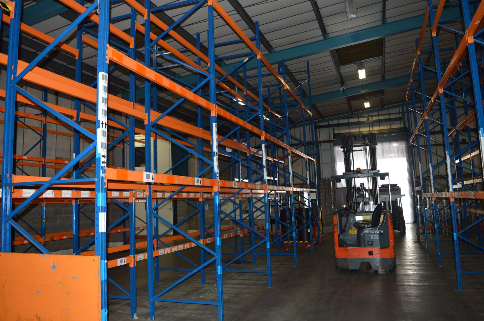 *Five Bays of Medium Duty Pallet Racking (2.2m wide, 1.1m deep, 6m high) Comprising Six Uprights and