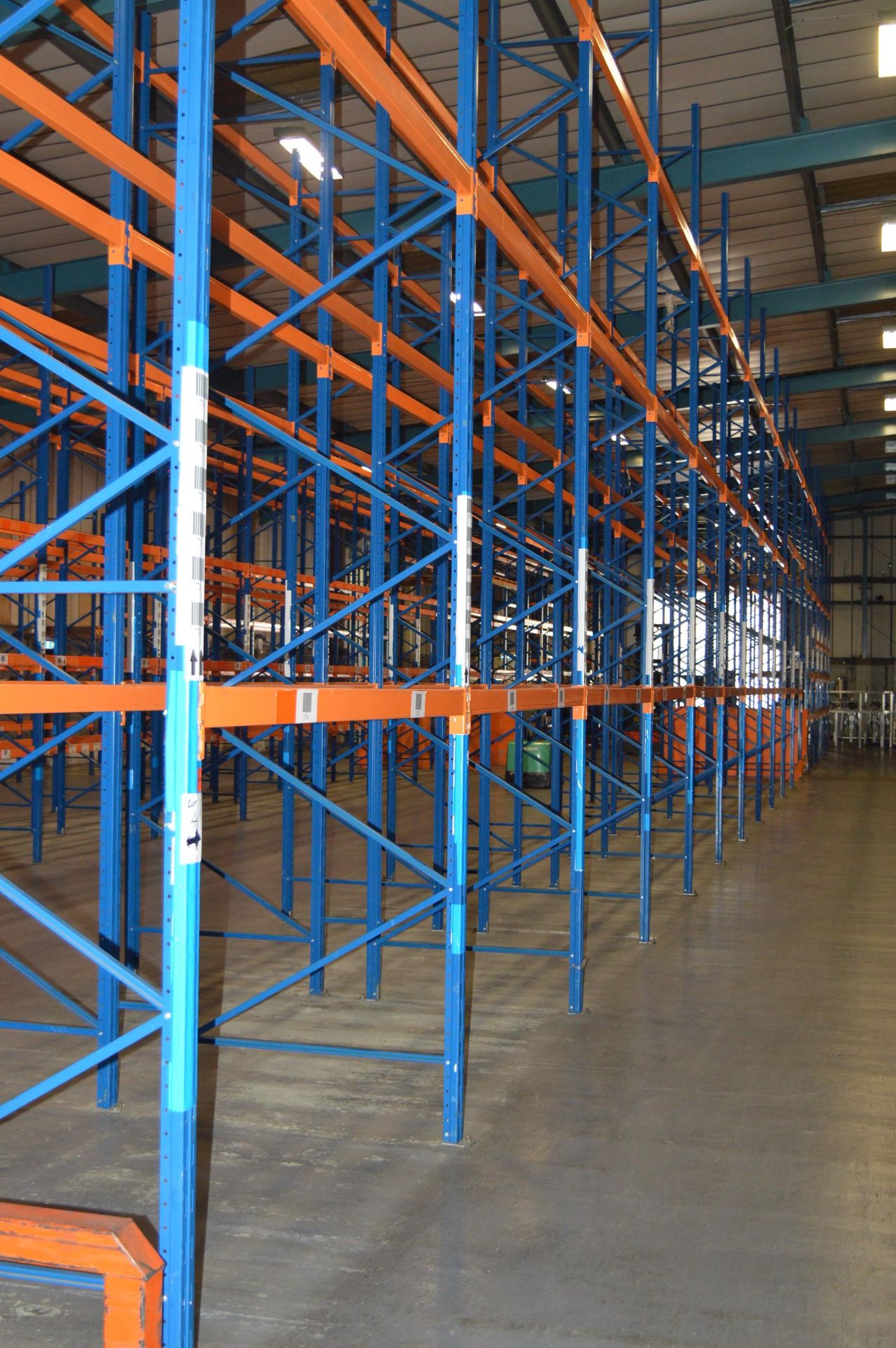 *Eleven Bays of Medium Duty Pallet Racking (2.2m wide, 1.1m deep, 6m high) Comprising of Twelve