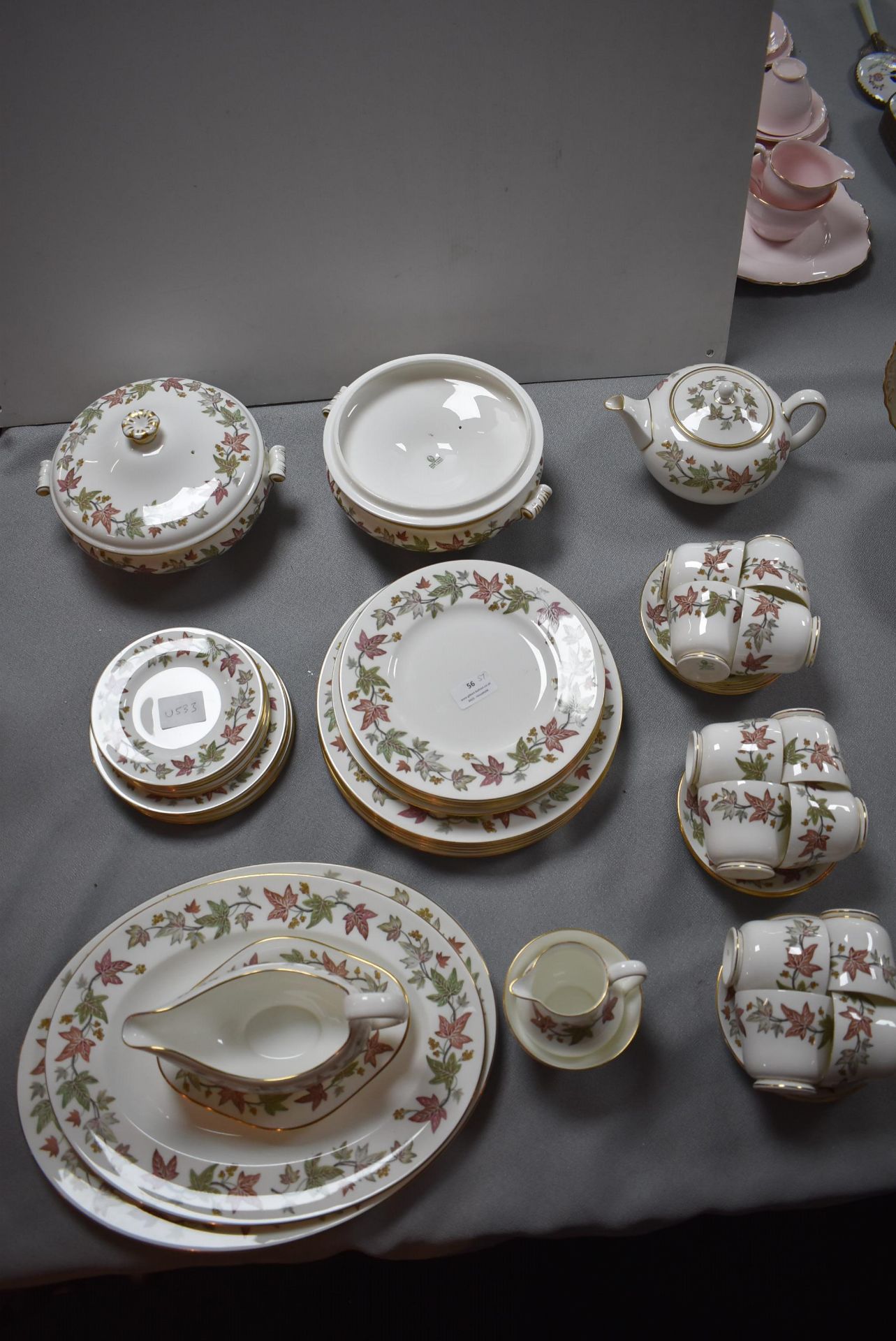 Wedgwood Ivy House Pattern Dinner Service 57pcs