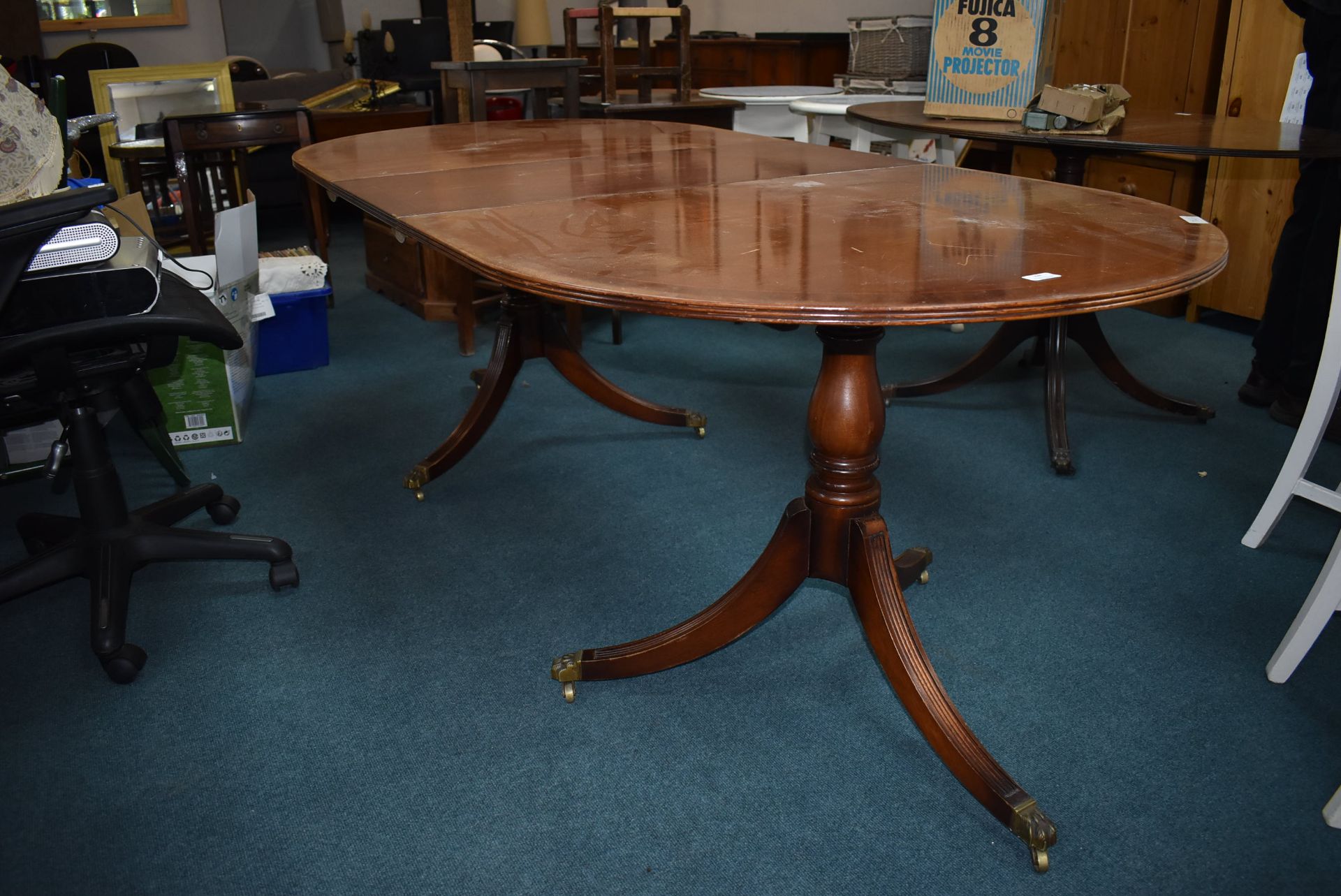 Oval Draw Leaf Dining Table