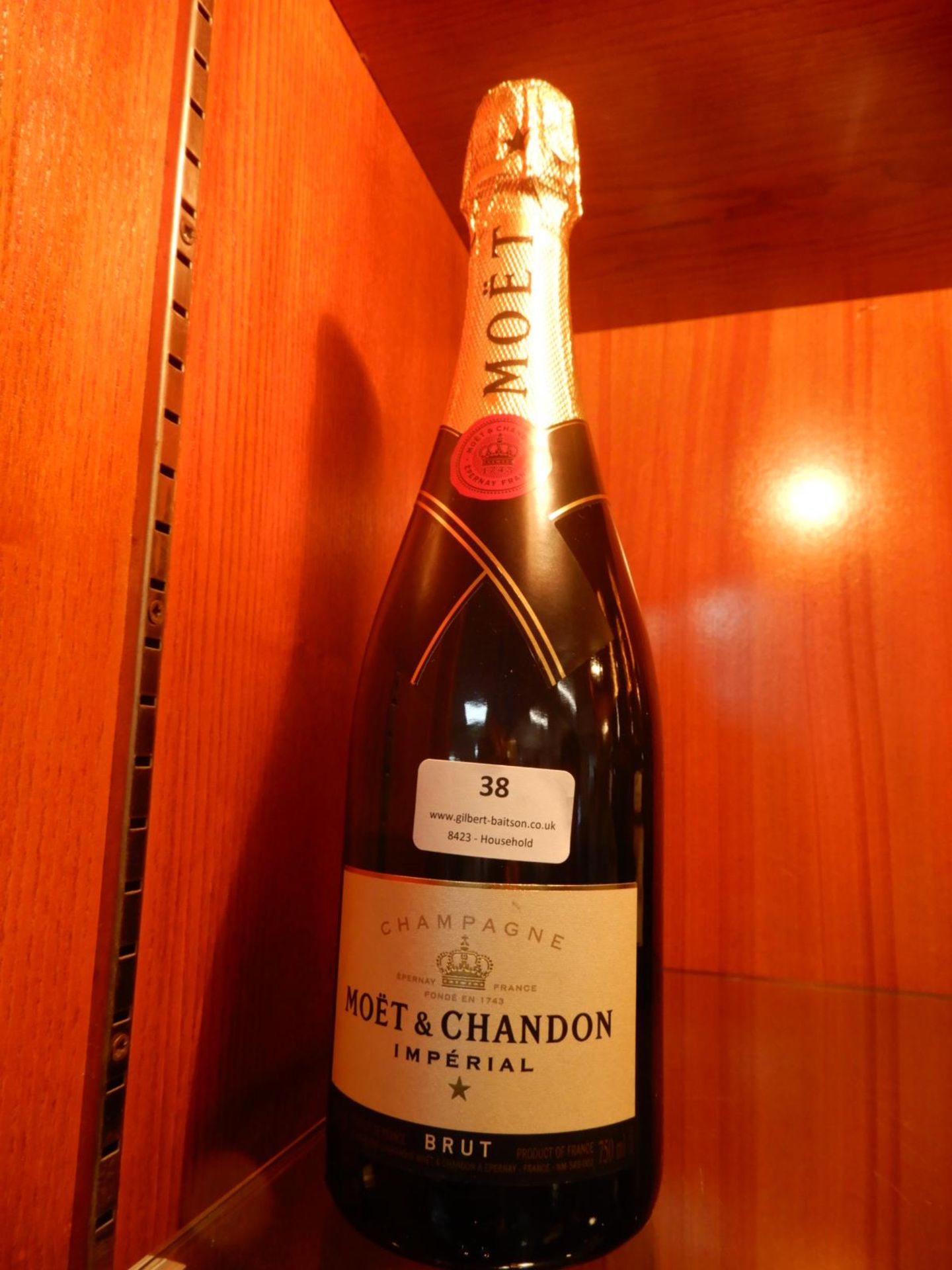 Moet & Chandon Champagne 75cl