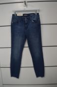 *DL 1961 Florence Skinny Mid Rise Crop Jeans Size: 28