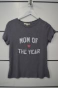 *Favourite Daughter “Mom of the Year” T-Shirt Size: XS