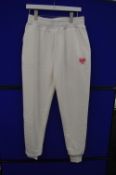 *Bezo of London Cream Joggers Size: L