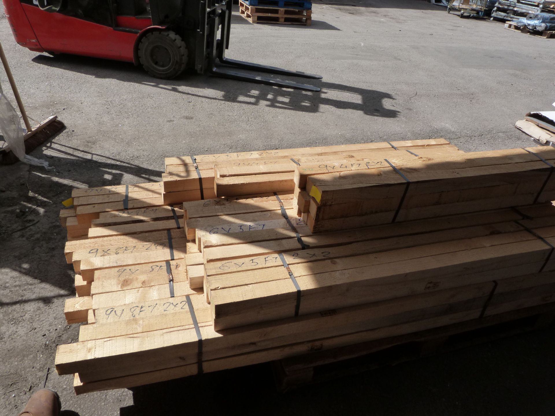 Nine ~8ft Lengths of 2x2 Timber - Image 2 of 2