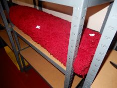 *Shag Pile Rug (red) 104x150cm