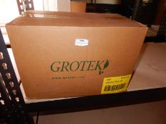 4x 4L of Grotek Vitamax Plus 1-1-2