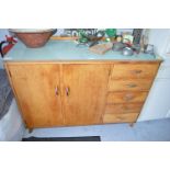 Retro Kitchen Cabinet with Green Formic Top