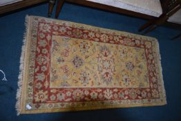 Traditional Pattern Wool Rug 3'6" x 5'6"