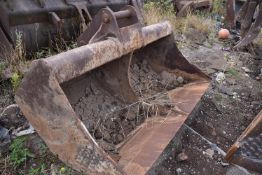 *Excavator Bucket ~1.8m (this lot is located at the Melton site, viewing and collection is by