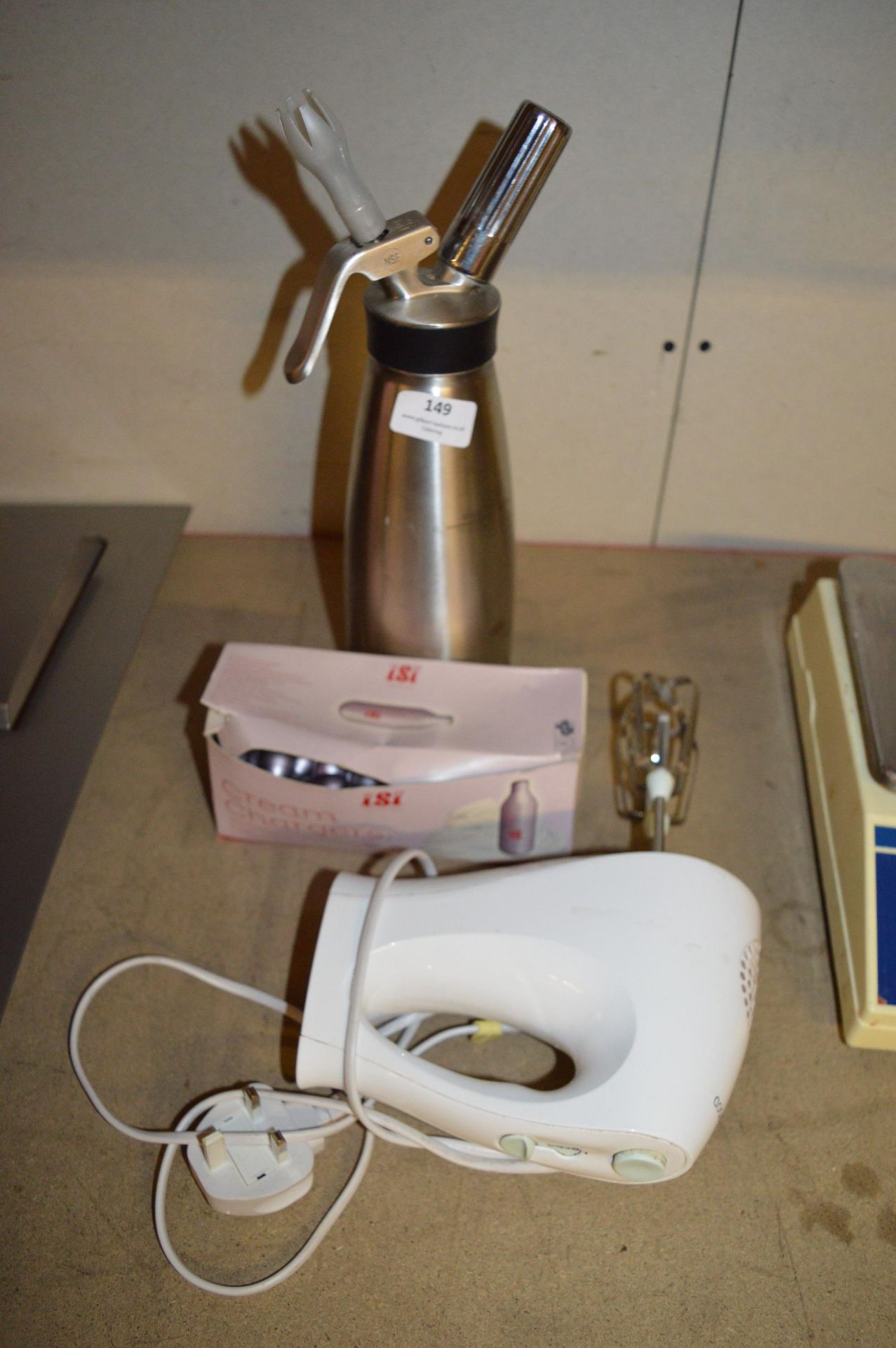 Cream Frother Dispenser with Gas Canisters, and a