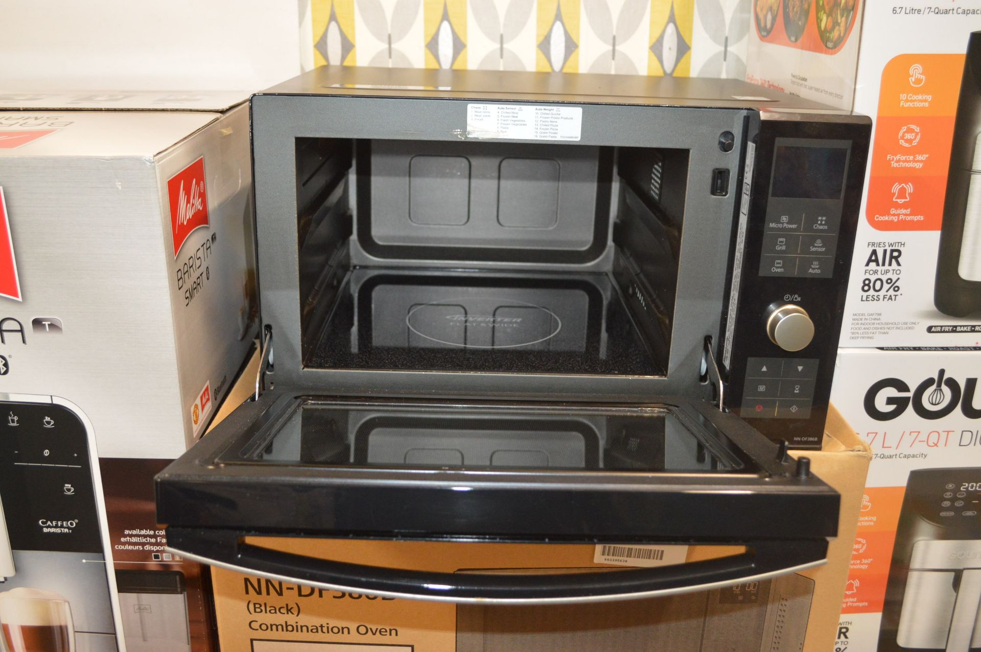 *Panasonic Inverter Combination Microwave Oven NN - Image 2 of 2