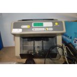 *De La Rue Systems 2500 Money Counter