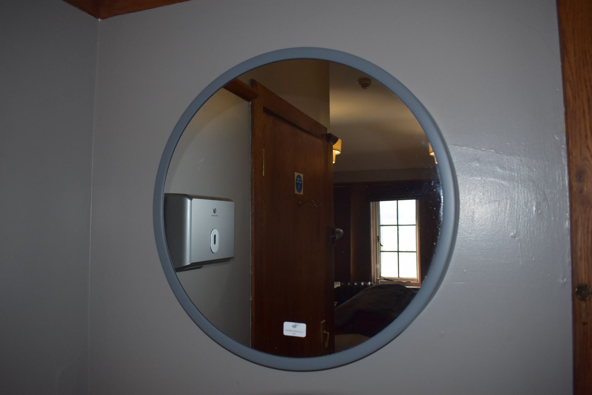 *Circular Wall Mirror