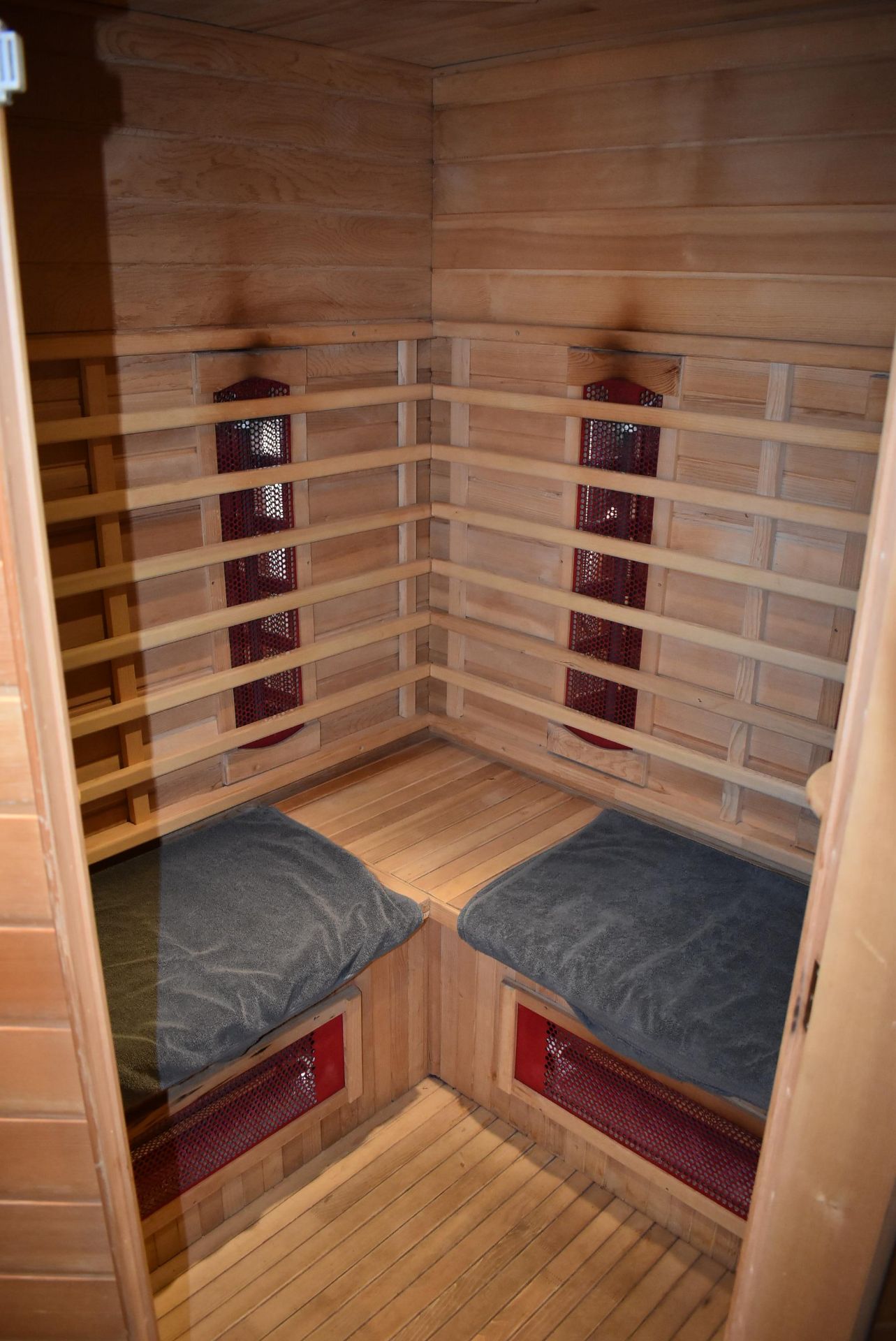 *Sainfrared Sauna Infrared Sauna Room - Buyer to remove - Lots 1, 2 and 32 Collection by - Image 2 of 4