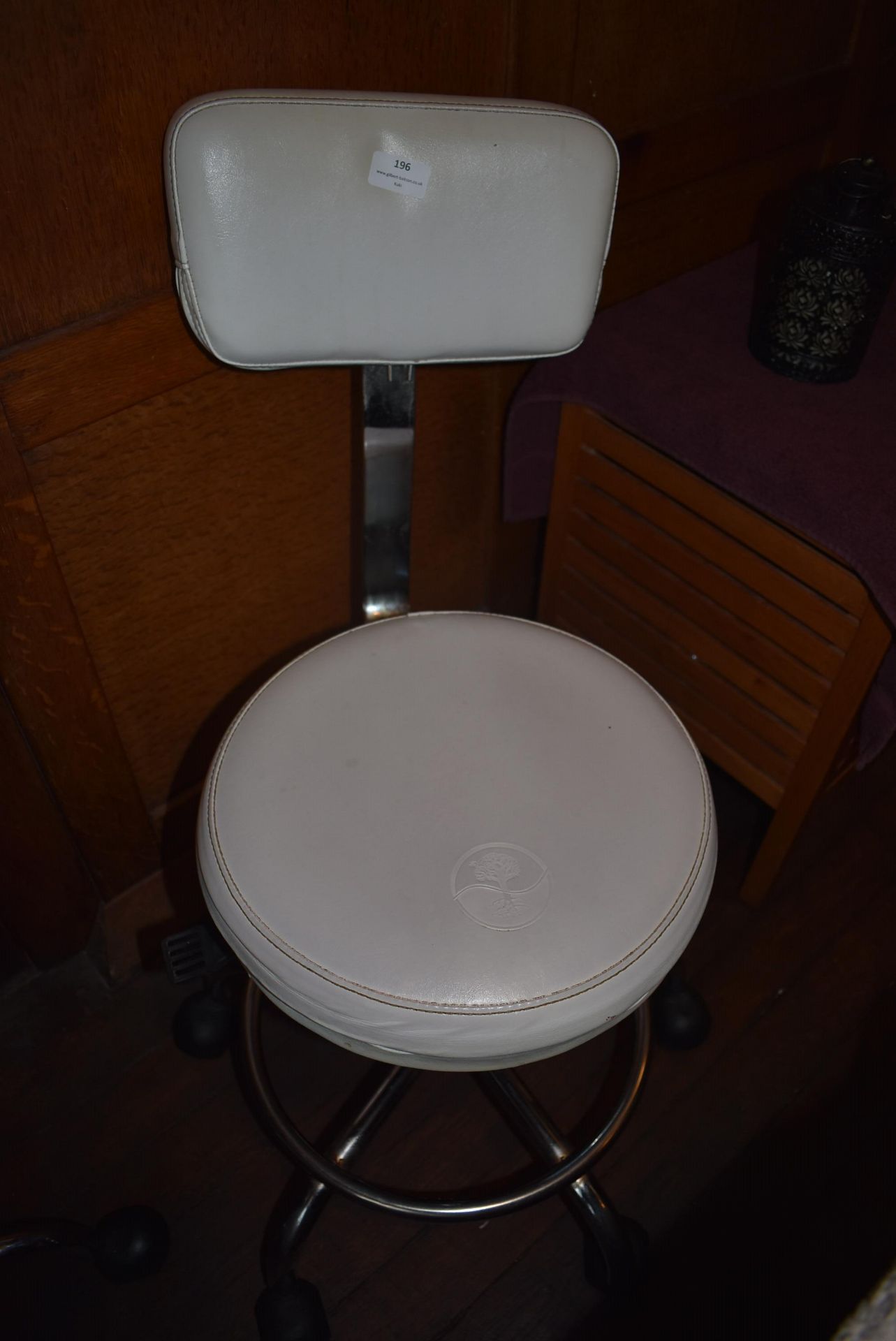 *Gas-Lift Beauticians Stool with Back Support