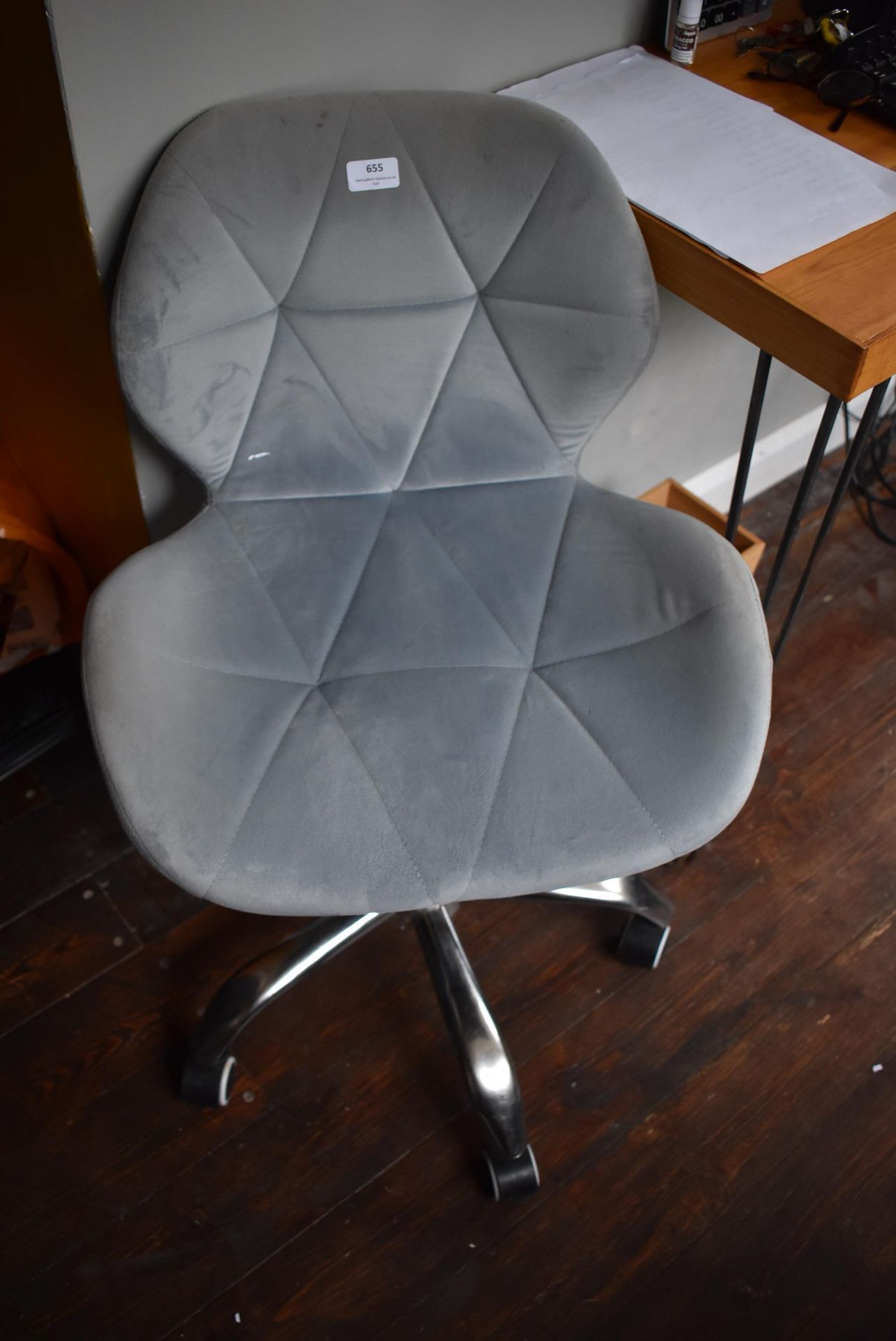 *Contemporary Style Office Chair in Grey Upholstery with Geometric Design Stitching