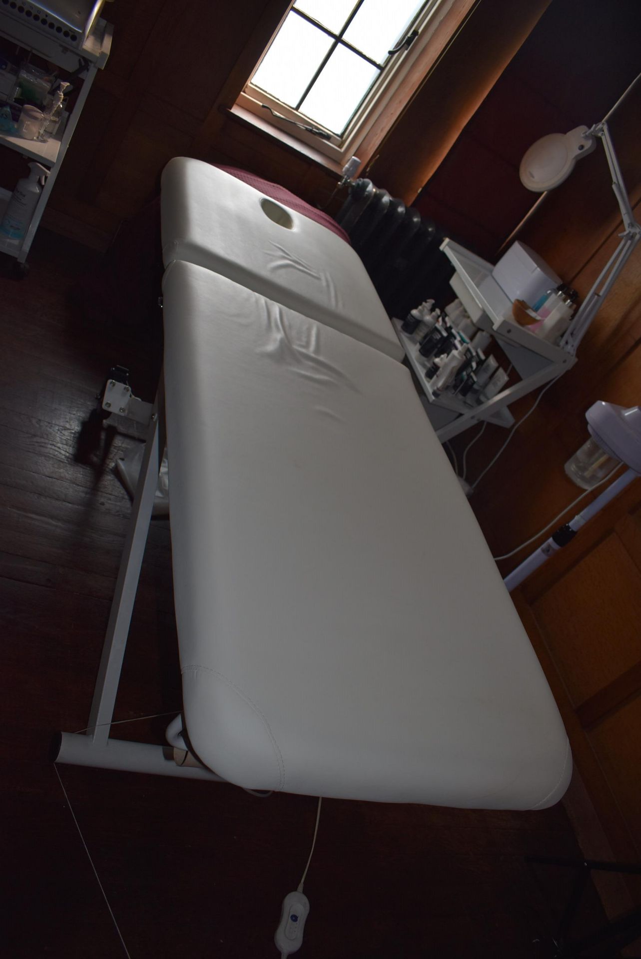 *Multipositional Electrically Operated Beautician/Massage Bed with Towels, Linens, and Throws - Image 2 of 2
