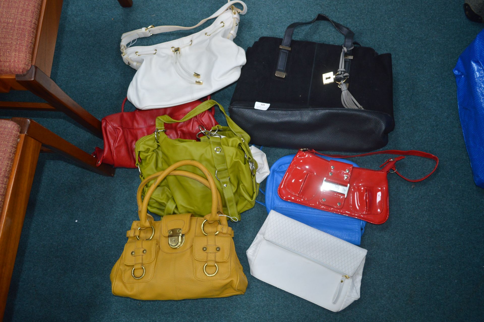 Quantity of Fashion Bags