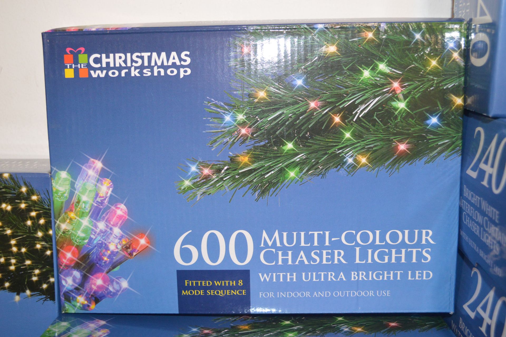 *Five Sets of 600 LED Multicolour Chaser Lights