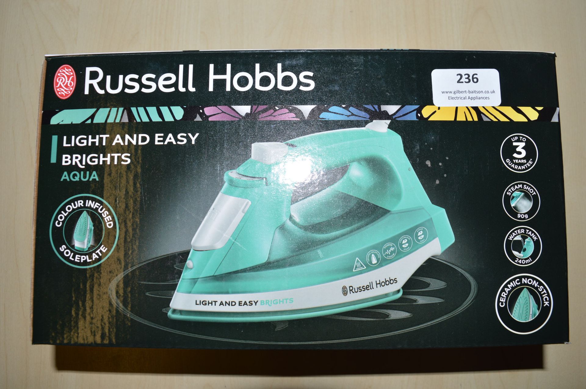 *Russell Hobbs Light and Easy Brights Aqua Iron