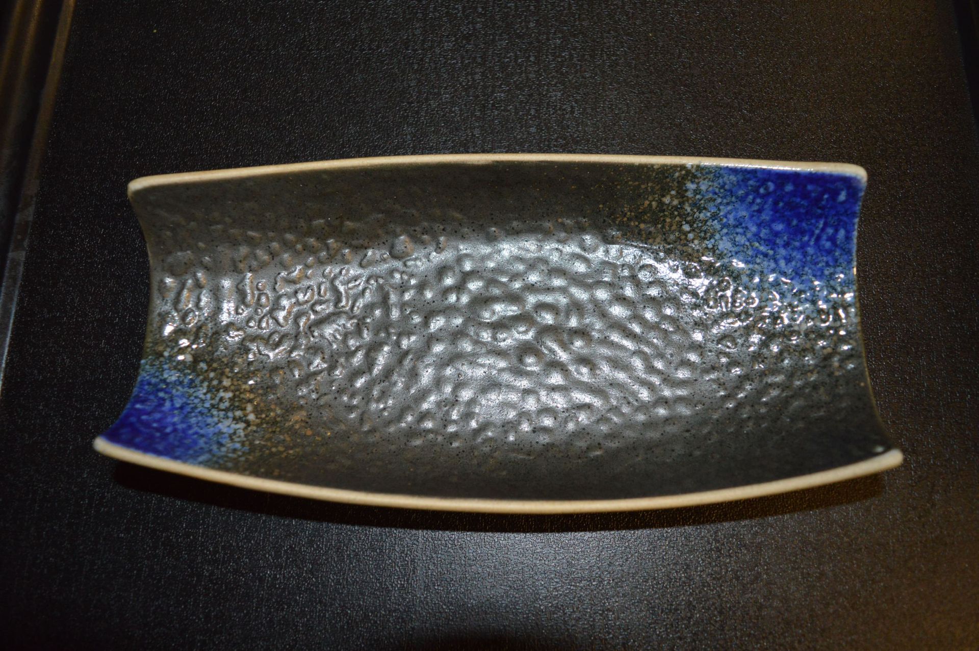 ~19 Curved Fairmont Raw Dishes - Image 2 of 3