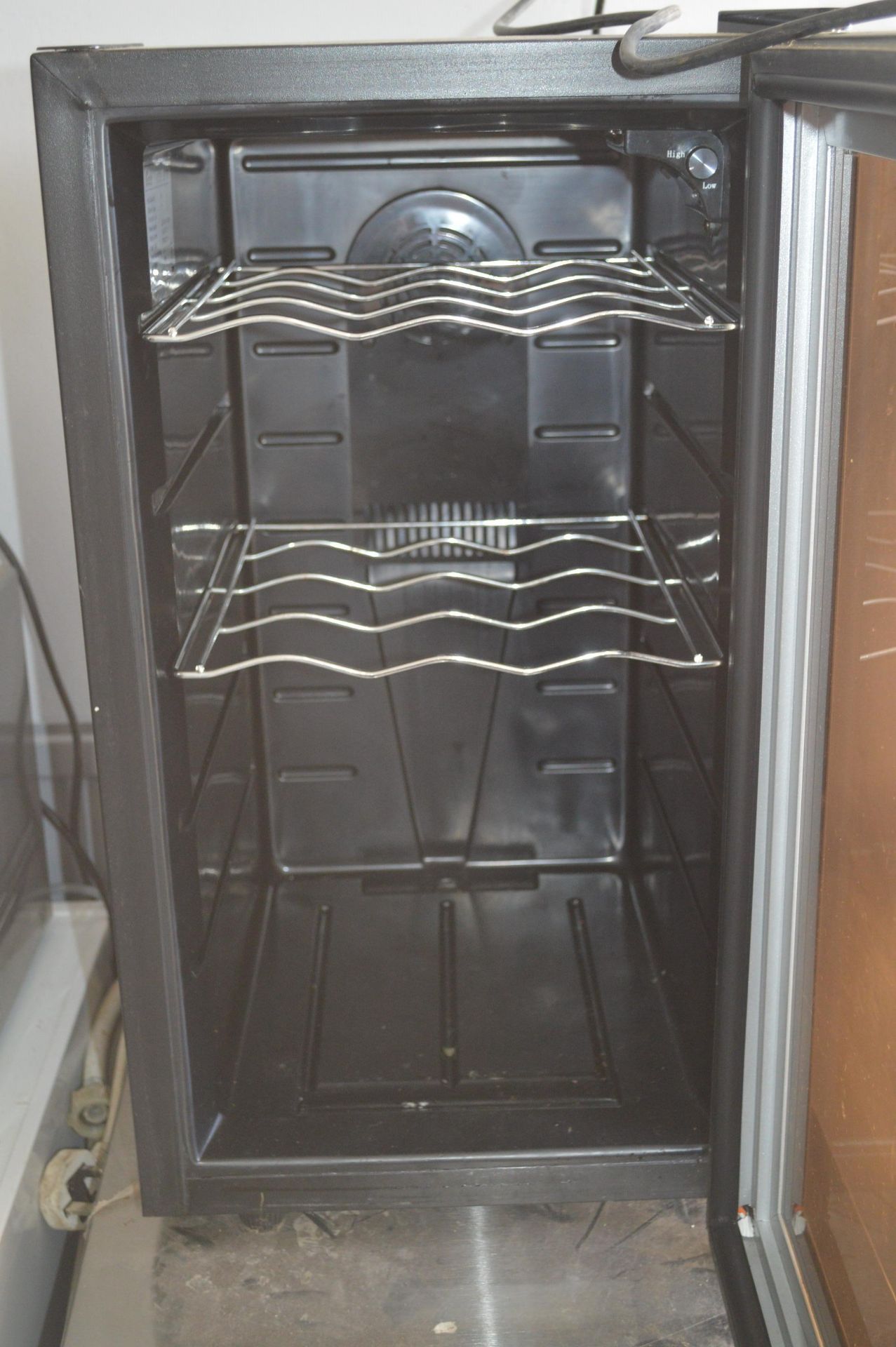 Baumatic Wine Fridge - Image 2 of 2