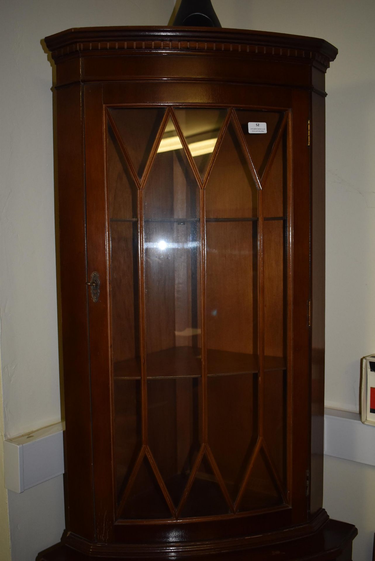 Mahogany Corner Display Cabinet with Glazed Door - Image 3 of 3