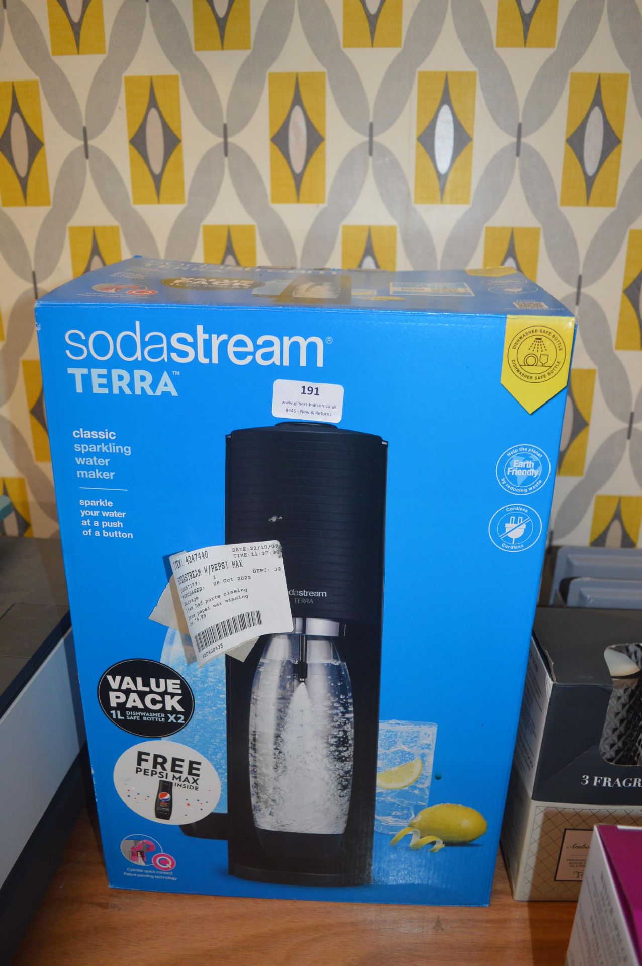 *Soda Stream Terra Sparkling Water Maker