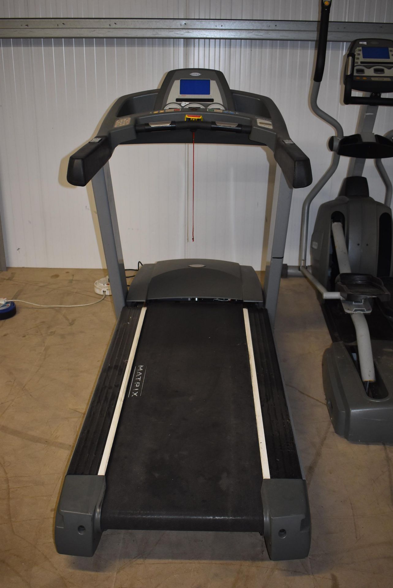 *Matrix Ultimate Deck Treadmill (requires lower board)