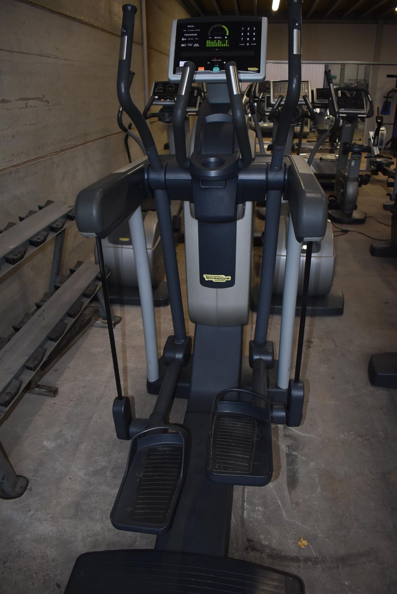 *Technogym Vario Elliptical Cross Trainer - Image 2 of 3