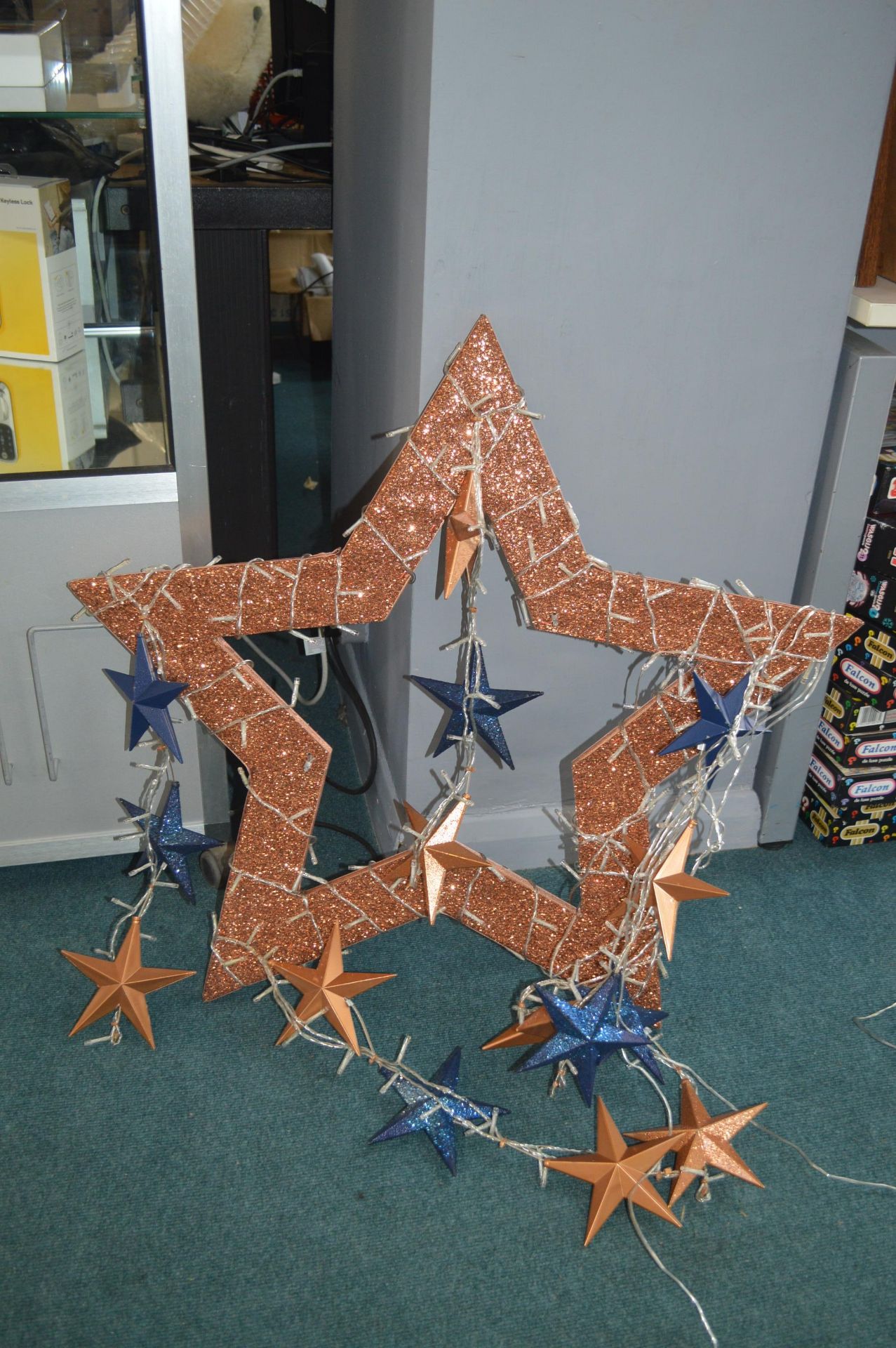 Two 80cm Commercial Glitter Star Lights - Image 2 of 3