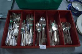 Cutlery Divider and Plated Cutlery