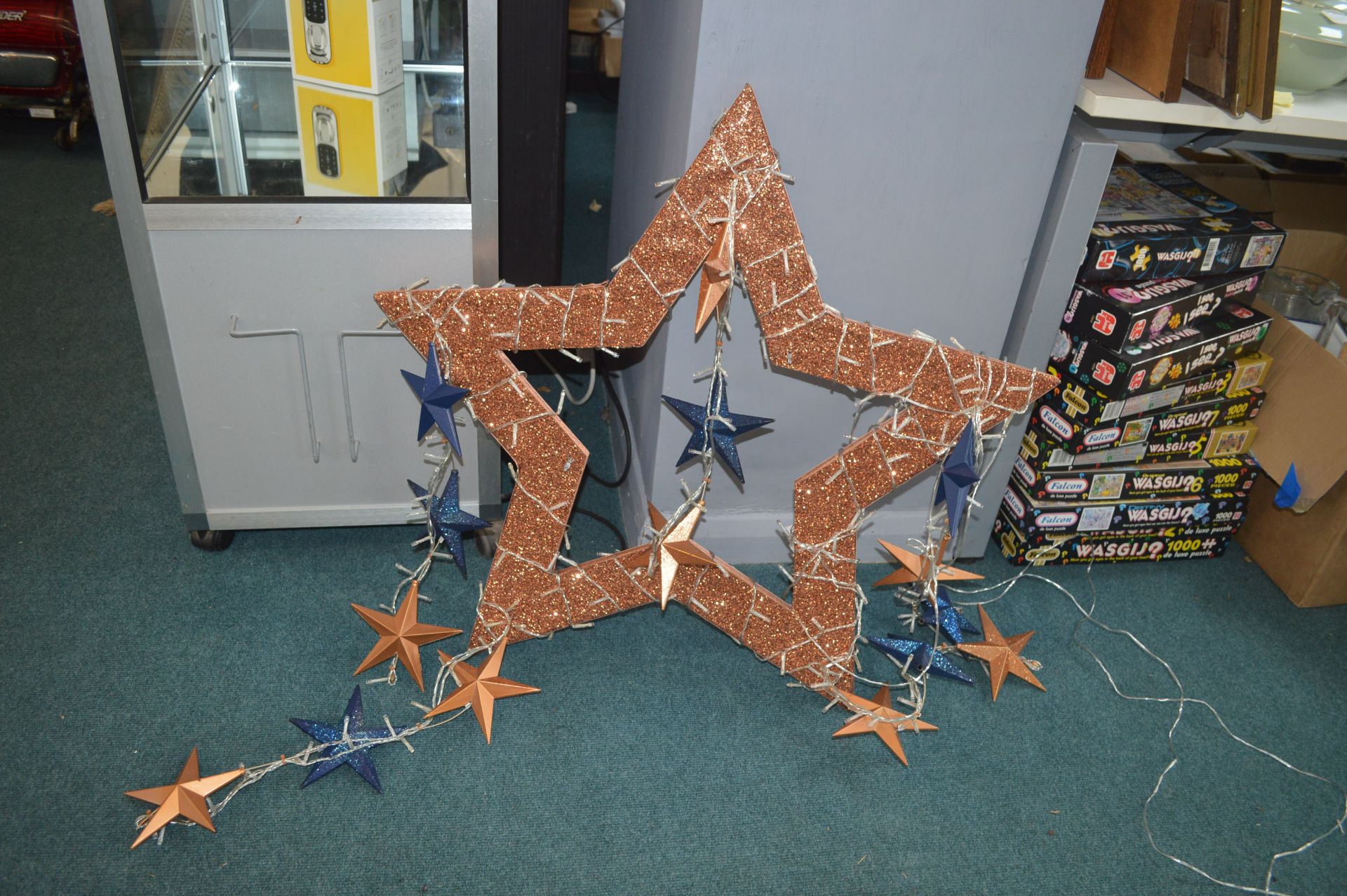 Two 80cm Commercial Glitter Star Lights - Image 3 of 3