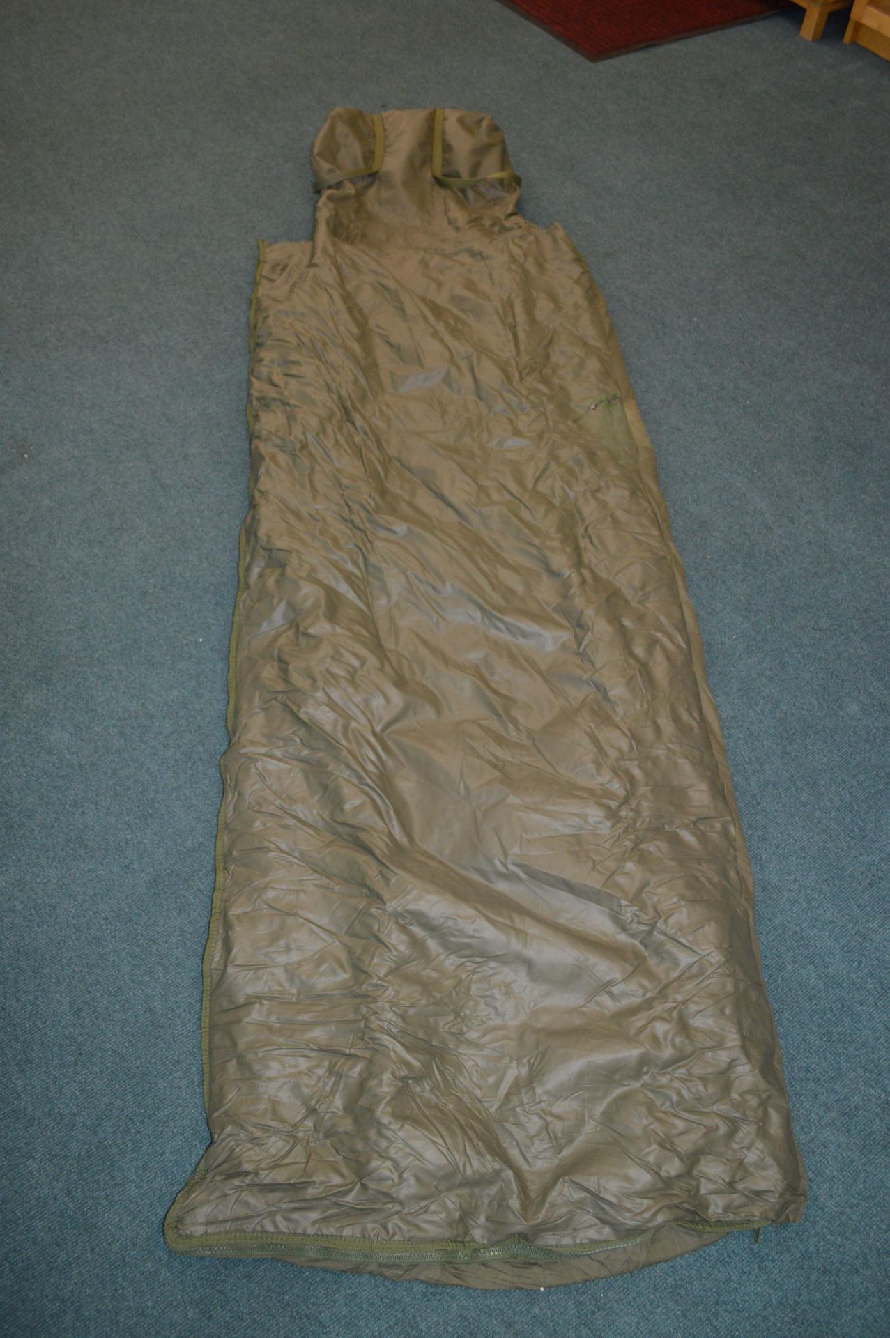 Waterproof Army Sleeping Bag - Image 2 of 3