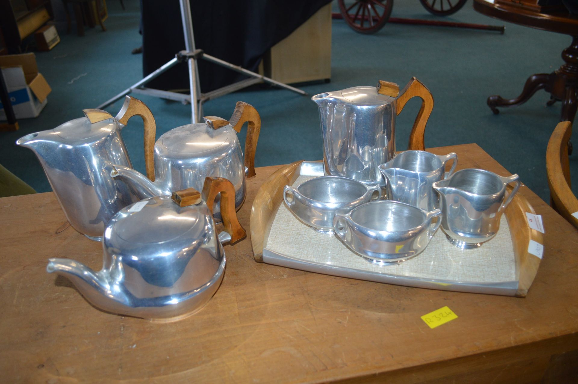 Picqout Ware 9pc Tea & Coffee Set