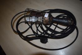 Antique Style Wood Handled 240v Lead Lamp