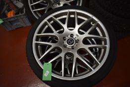 *Four Bentley Five Stud 22” Alloy Wheels (two damaged) with Yokohama 265x30R22 102V Tyres
