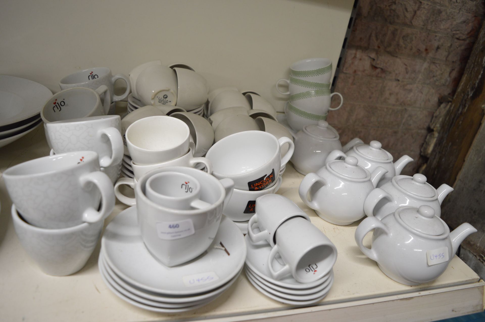 *Quantity of Tea Cups & Saucers, Teapots, Mugs, et