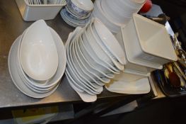 *Quantity of White Pottery Dishes