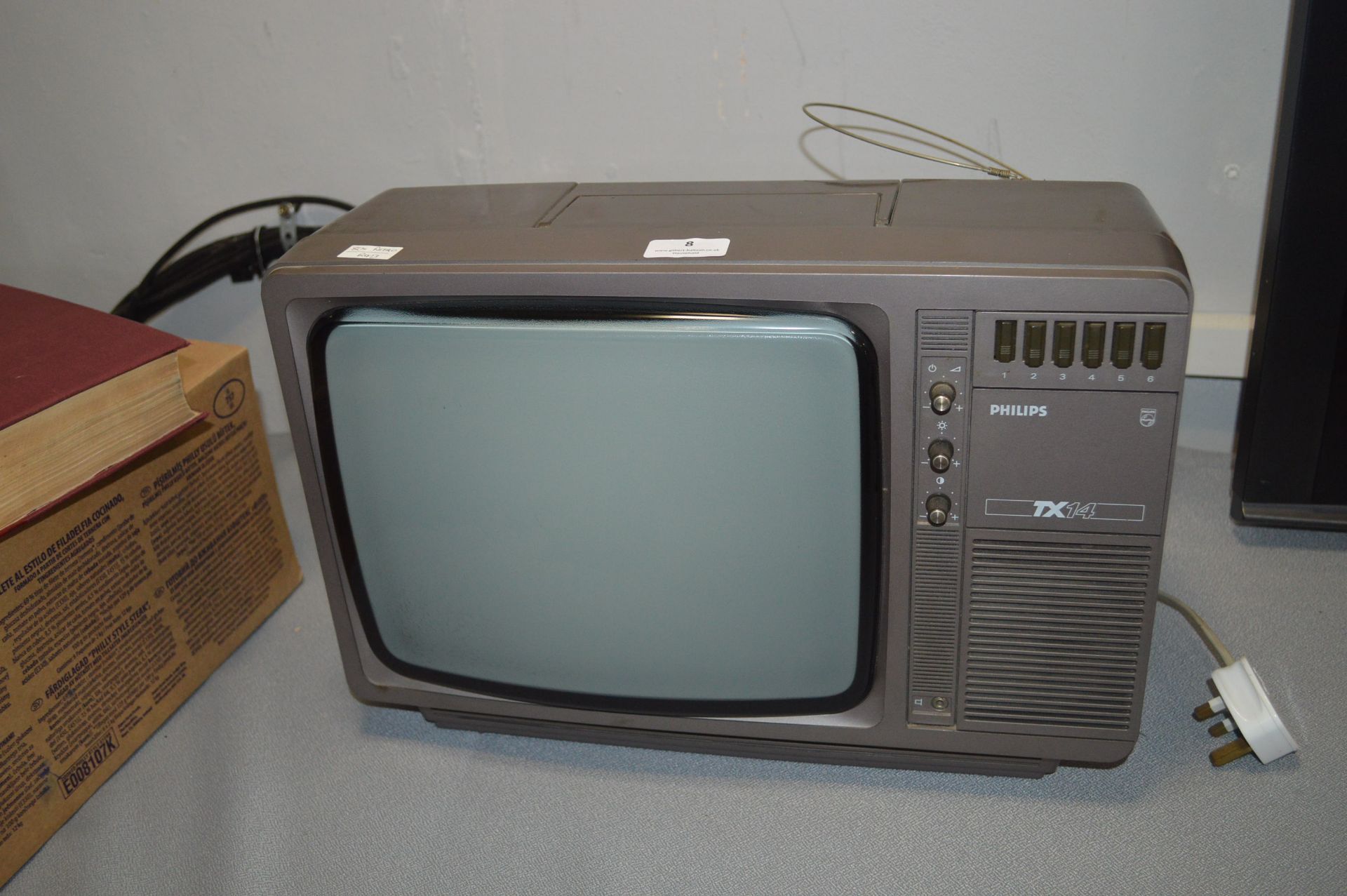 1980 Philips TX14 CRT TV