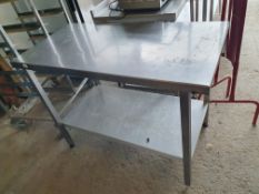 * S/S table with undershelf - 1230w x 610w x 850h