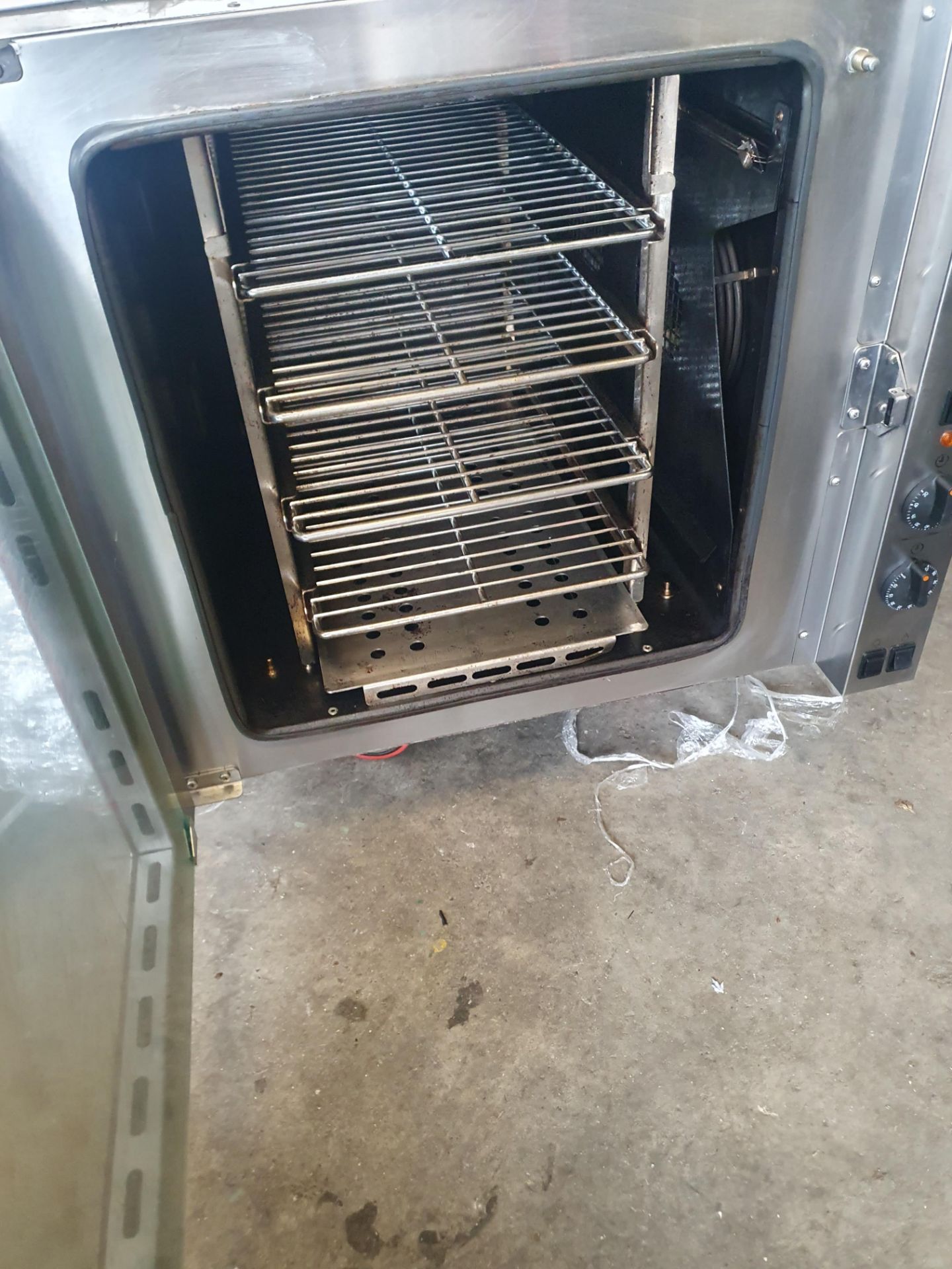 * Lincat bakery oven - Image 3 of 4