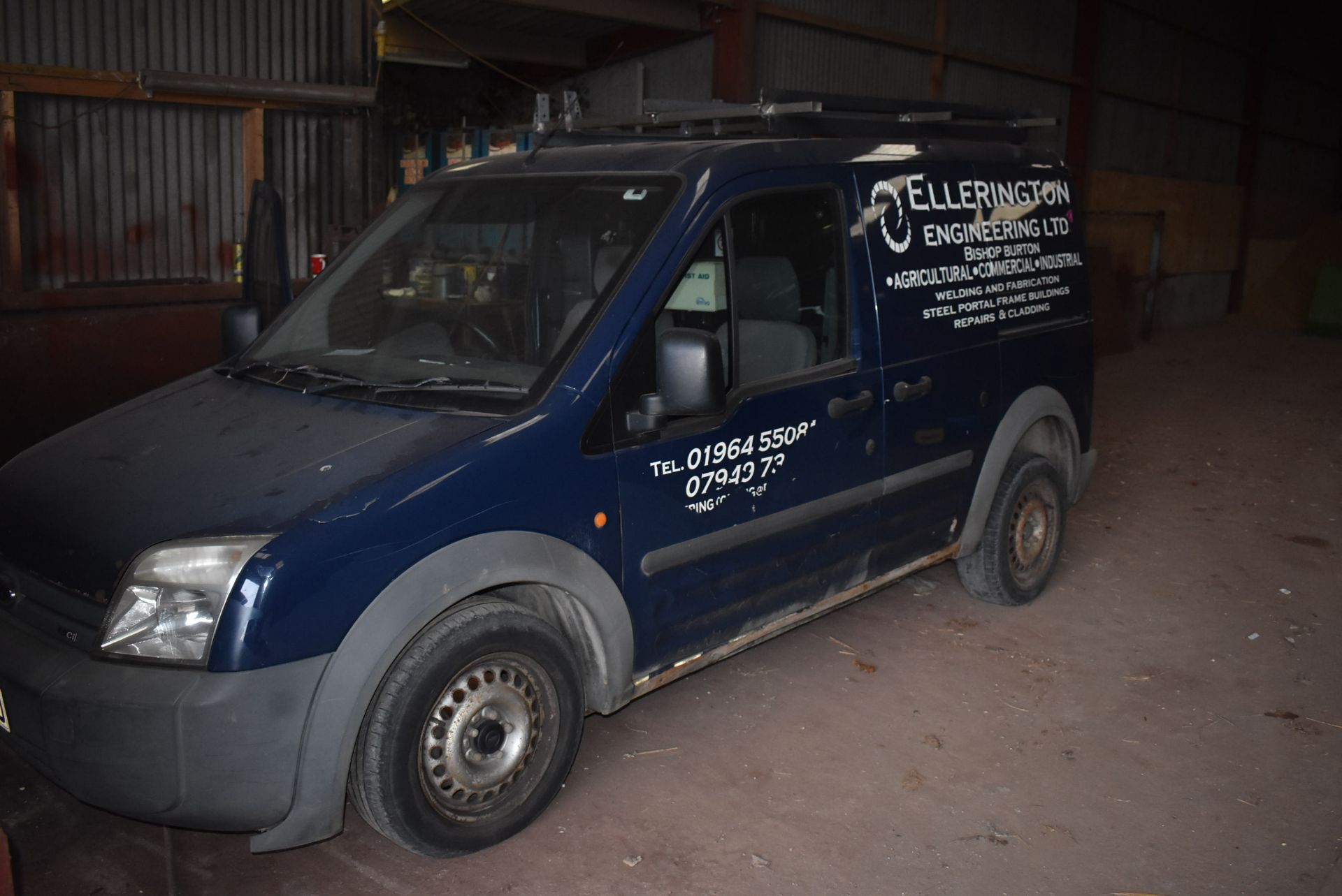 *Ford Transit Connect, Reg: RK58 UJJ (requires clutch) MOT: 16th January 2023 - Image 2 of 6