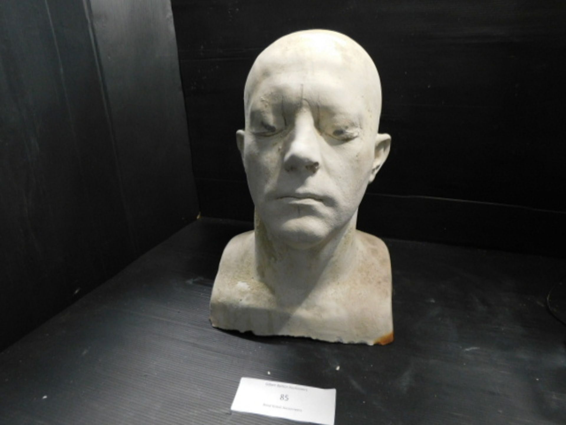 * Head Cast