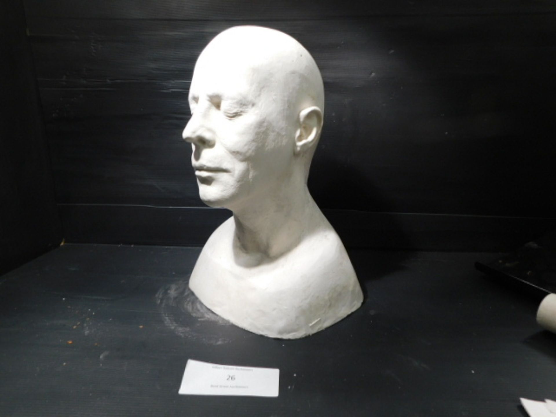 * Head Cast - Image 2 of 3