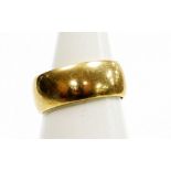 Withdrawn presale by vendor- A 9ct gold thick wedding band, ring size N½, 6.3g.